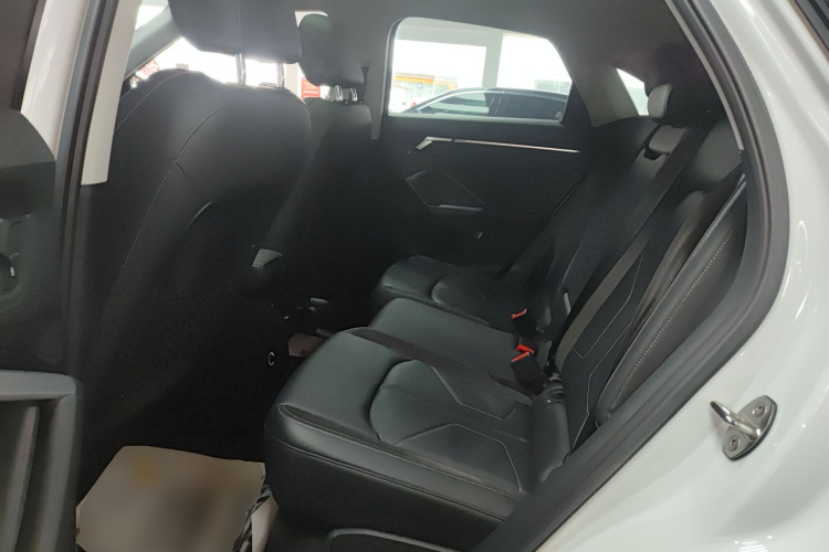 奥迪Q3 Sportback 2022款 40 TFSI 时尚型中控内饰7004