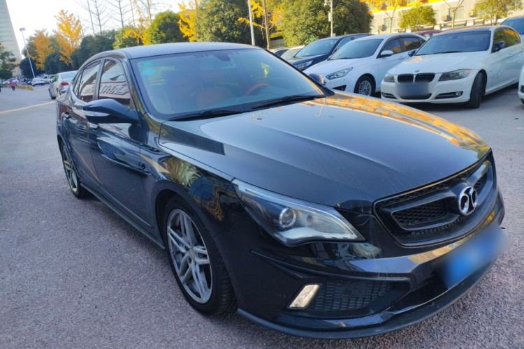 北京汽车 绅宝CC 2015款 1.8T 自动舒适版车身外观3