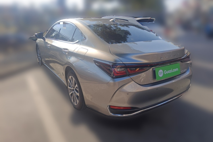 雷克萨斯ES 2025款 200 臻享版车身外观6003