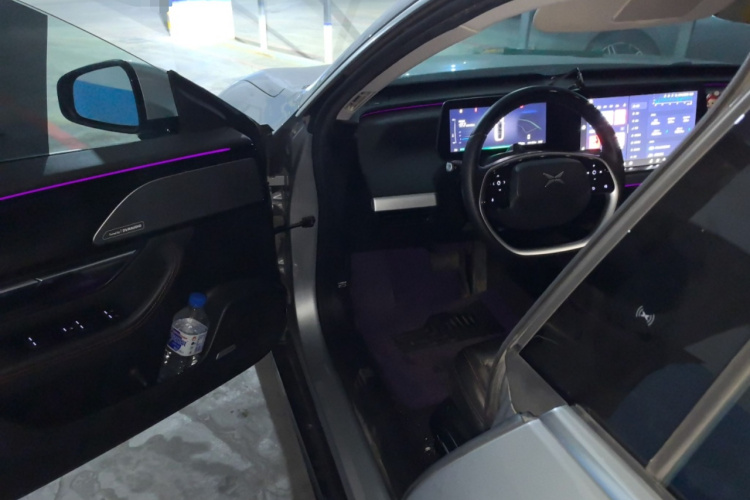 小鹏P7 2020款 670N中控内饰20