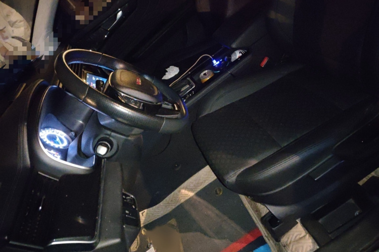 中国重汽VGV VGV U70 2020款 1.5T 自动智享精英版 7座局部细节19