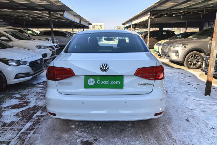 大众 速腾 2015款 1.6L 自动舒适型车身外观6004