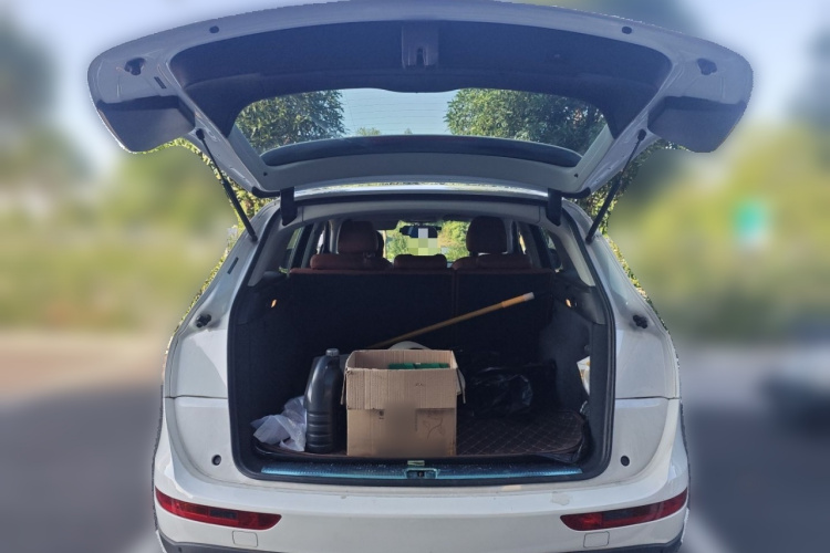 奥迪Q5 2013款 40 TFSI 进取型局部细节23