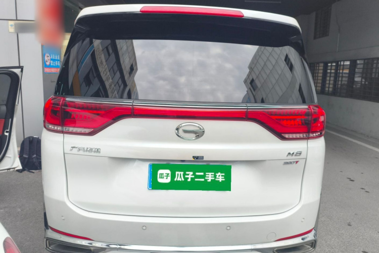 广汽传祺 传祺M8 2024款 领秀系列 390T 尊享版车身外观6