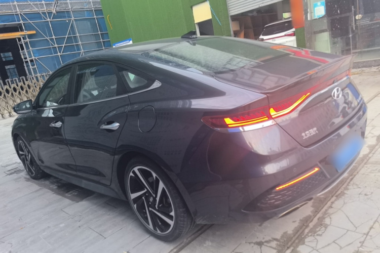 现代 菲斯塔 2019款 280TGDi 智速版 国VI车身外观4