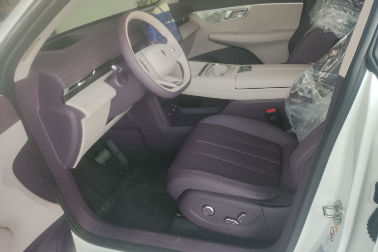 深蓝汽车 深蓝S07 2026款 300Ultra 华为乾崑ADS SE版中控内饰19