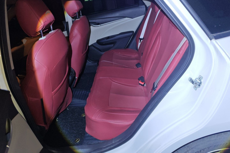 别克 英朗 2017款 15N 自动进取型中控内饰21