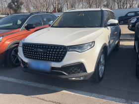 众泰T700 2017款 2.0T 自动尊贵型