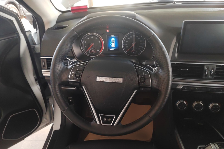 哈弗H6 2021款 运动版 1.5T 自动精英智联型 U型格栅中控内饰13