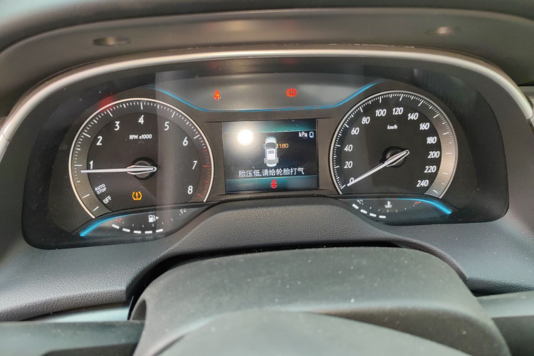 别克 英朗 2019款 15T 手动精英型 国VI局部细节14