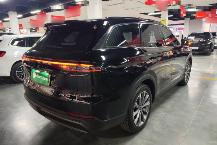 奇瑞 风云T9 2024款 120 长续航版舒适型 5座 磷酸铁锂车身外观7