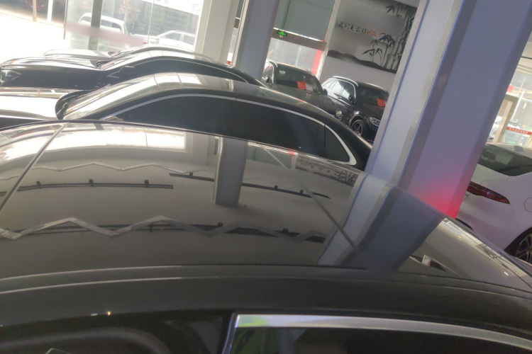 奔驰E级新能源 2022款 E 350 e L 插电式混合动力轿车局部细节57