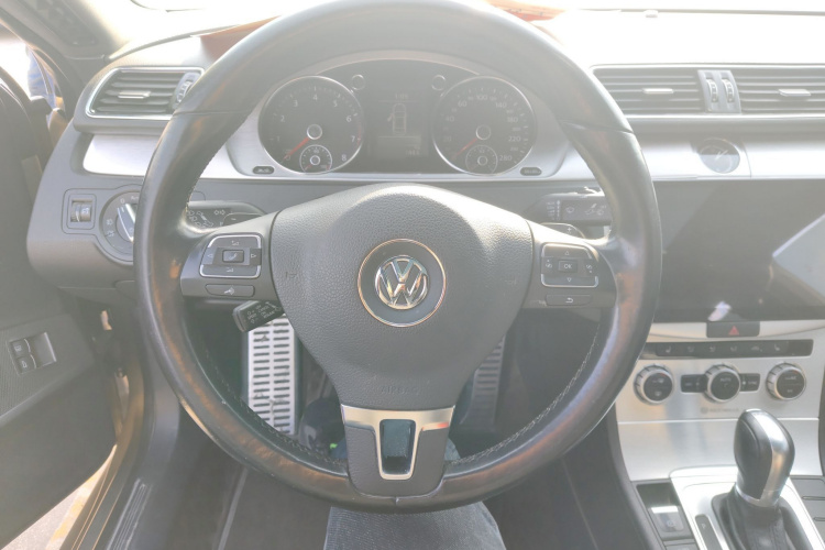 一汽-大众CC 2015款 1.8TSI 尊贵型中控内饰13