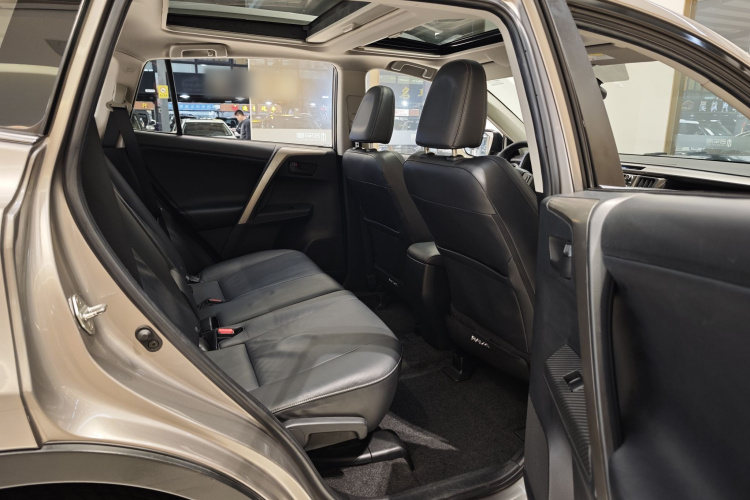 丰田 RAV4荣放 2015款 2.5L 自动四驱精英版中控内饰7008