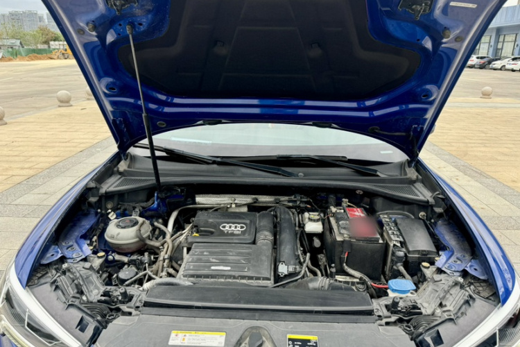 奥迪Q3 2019款 35 TFSI 进取动感型局部细节24