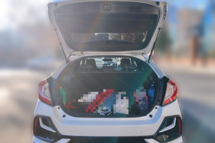 本田 思域 2021款 HATCHBACK 220TURBO CVT新锐控中控内饰23