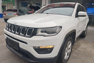 Jeep 指南者 2019款 200T 自动家享四驱-互联大屏版