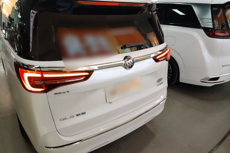 别克GL8 2022款 ES陆尊 653T 尊享型车身外观6004