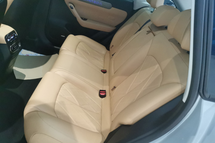 零跑汽车 零跑C11 2024款 纯电 580尊享版中控内饰7004