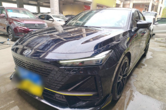 长安UNI-V 2022款 1.5T 运动版