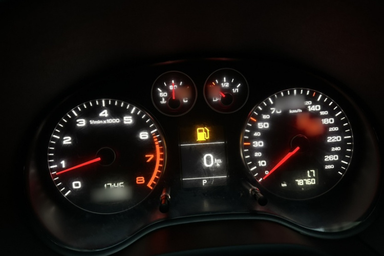 奥迪A3(进口) 2013款 Sportback 35 TFSI 豪华型局部细节14