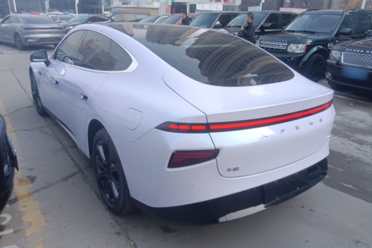 小鹏P7 2022款 480G+车身外观6003