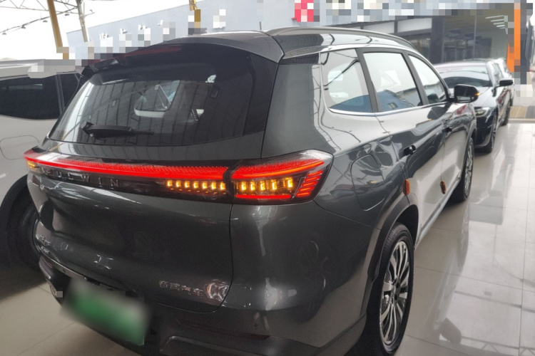 奇瑞 风云T8 2025款 1.5T 130km 舒适版5座车身外观7