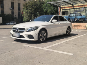 奔驰C级 2019款 改款 C 260 L 运动版