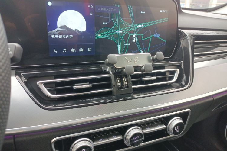 红旗HS5 2023款 2.0T 四驱旗享Pro版局部细节16