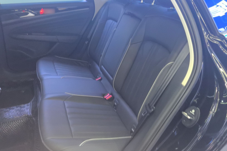 大众 帕萨特 2023款 改款 330TSI 星空精英版中控内饰21