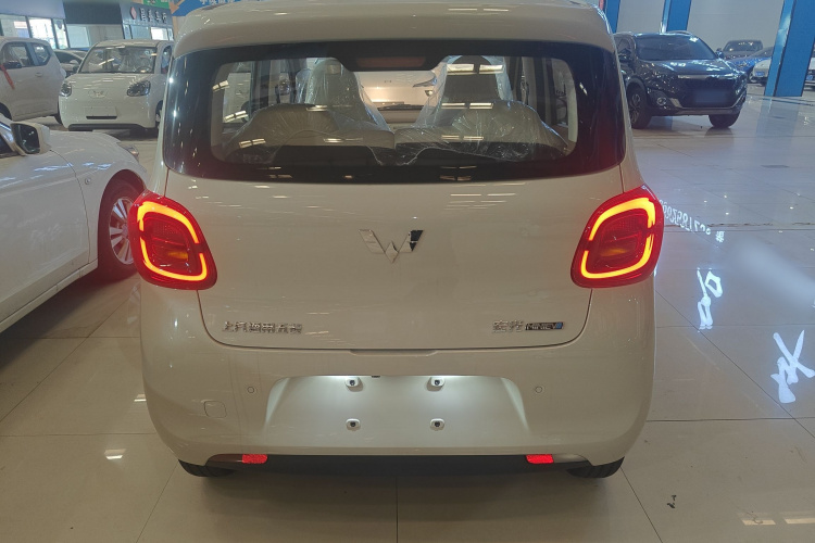 五菱汽车 宏光MINIEV 2025款 四门版 进阶款车身外观6