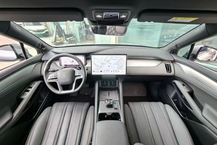 比亚迪 宋L EV 2025款 智驾版 662km 激光雷达卓越型中控内饰7001