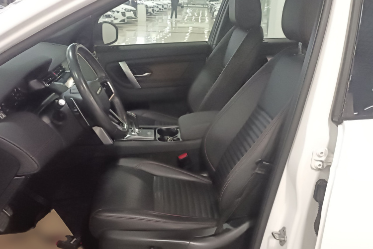 路虎 发现运动版 2023款 249PS R-Dynamic S 性能版中控内饰19