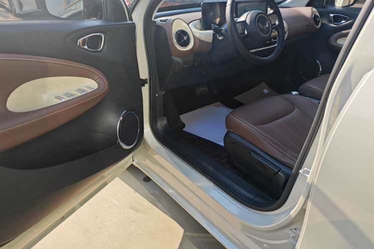 五菱汽车 五菱缤果 2024款 333km 悦享款中控内饰7003