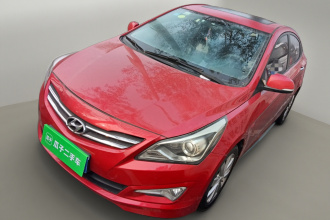 现代 瑞纳 2014款 1.4L 手动顶级型TOP