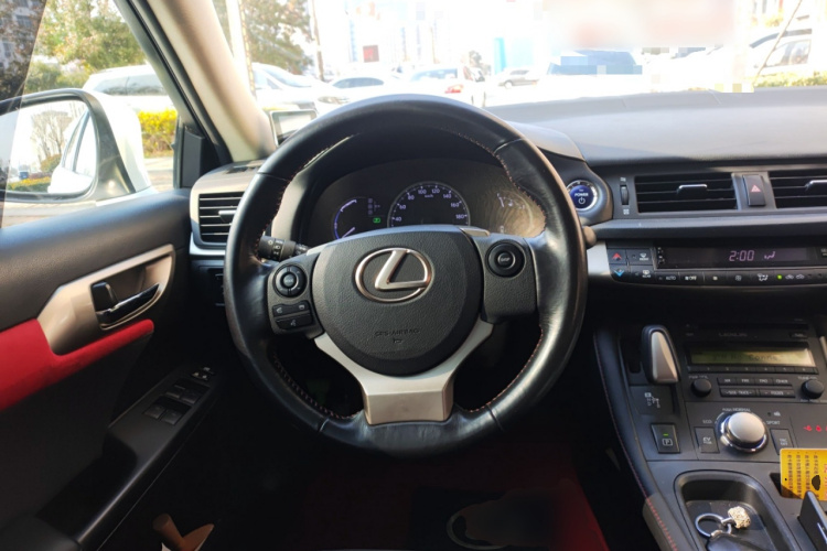 雷克萨斯CT 2017款 CT200h 精英版 单色 国V中控内饰13