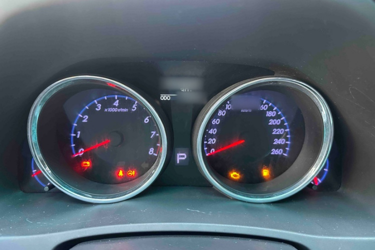 丰田 锐志 2013款 2.5V 菁锐版中控内饰7005