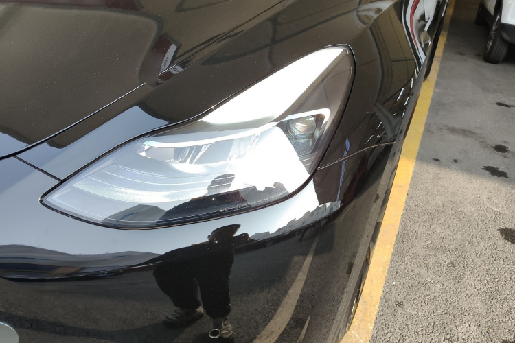 特斯拉 Model Y 2022款 后轮驱动版局部细节36