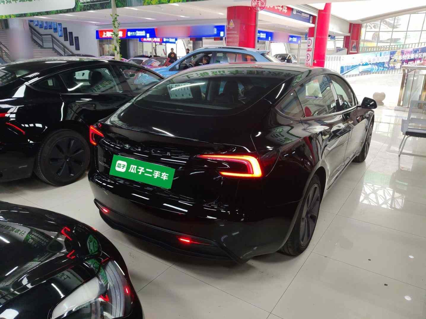 特斯拉 Model 3 2023款 后轮驱动版(4)