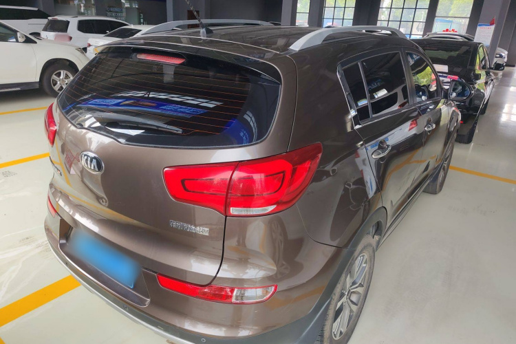 起亚 智跑 2016款 2.0L 自动两驱版GLS车身外观6003