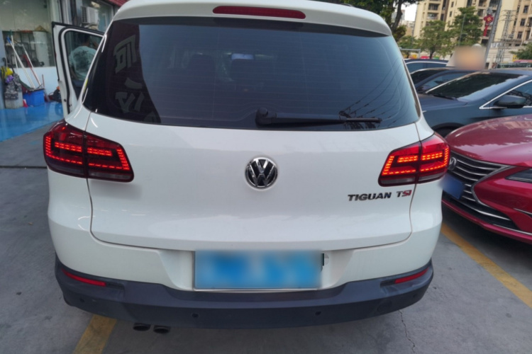 大众 途观 2015款 1.8TSI 自动两驱风尚版车身外观6004