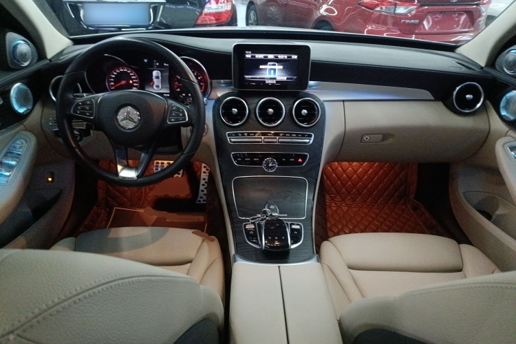 奔驰C级 2018款 C 200 L 运动版中控内饰7002
