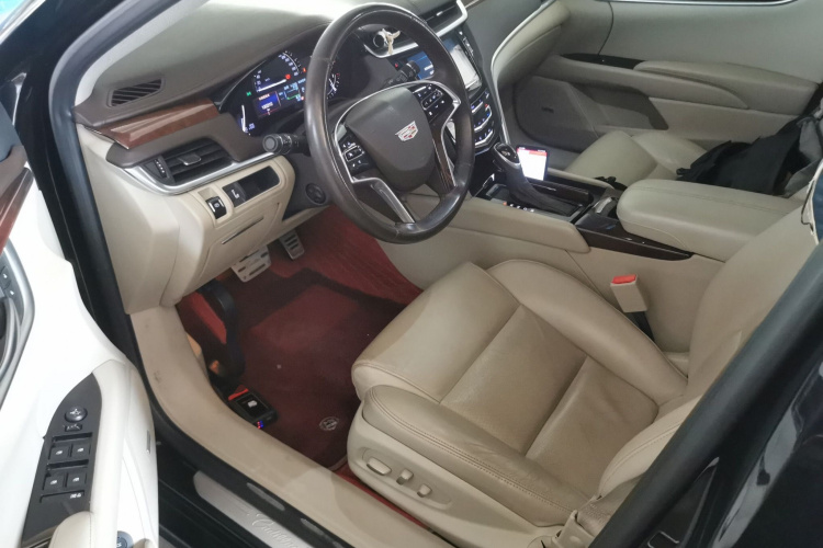 凯迪拉克XTS 2017款 28T 精英型中控内饰19