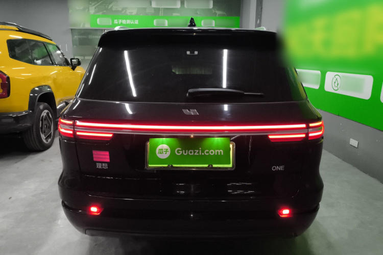 理想汽车 理想ONE 2021款 增程6座版车身外观6004