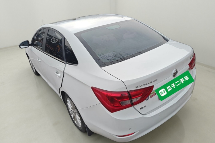 别克 英朗 2016款 15N 自动精英型车身外观5