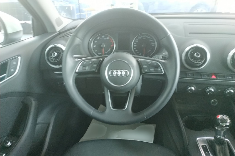 奥迪A3 2019款 Limousine 35 TFSI 时尚型 国VI中控内饰13