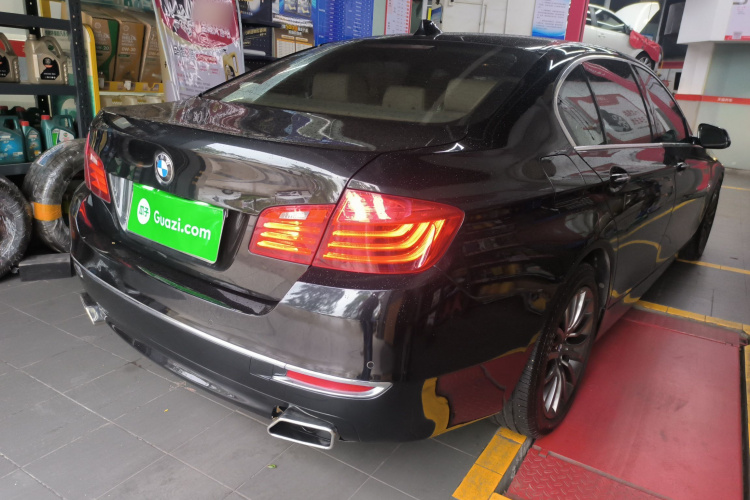 宝马5系 2014款 525Li 豪华设计套装车身外观6005