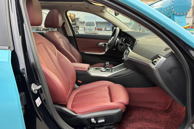 宝马3系 2022款 325Li M运动曜夜套装局部细节41