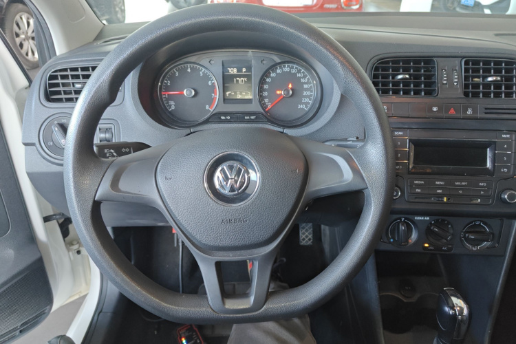 大众 Polo 2018款 1.5L 自动安驾型中控内饰13