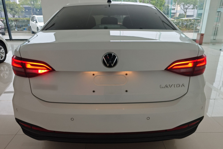 大众 朗逸 2023款 1.5L 自动得逸版车身外观6004